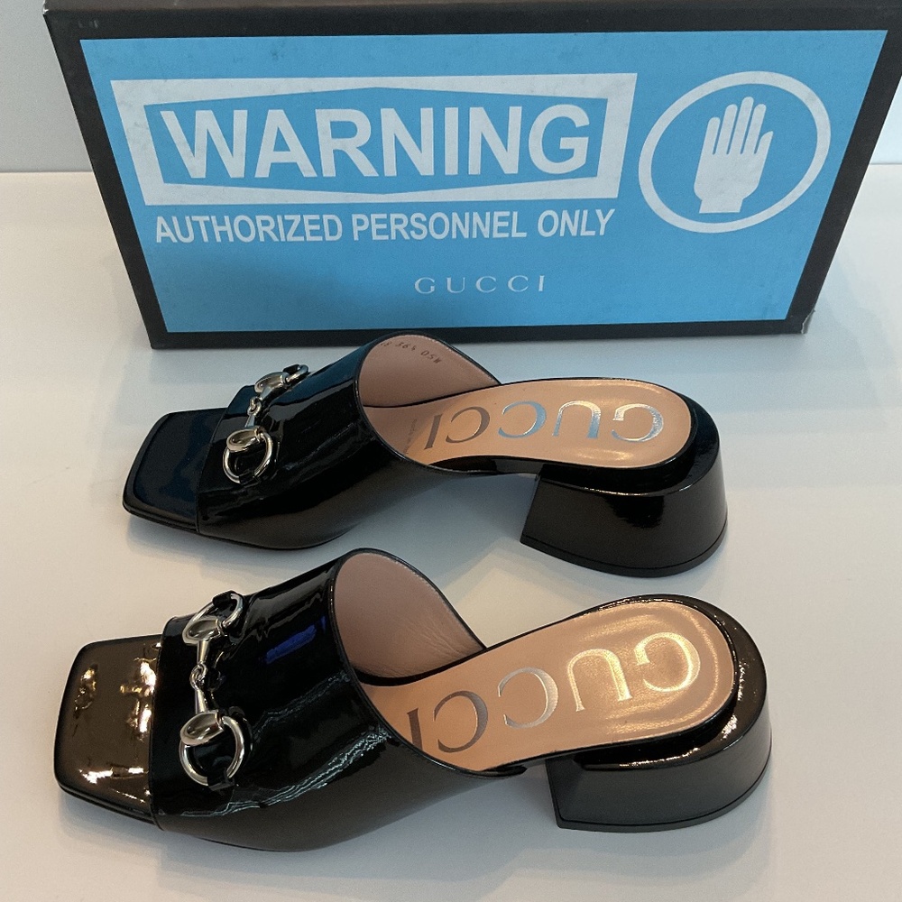 GUCCI Horsebit Accent Patent Leather Mules Slides 543188